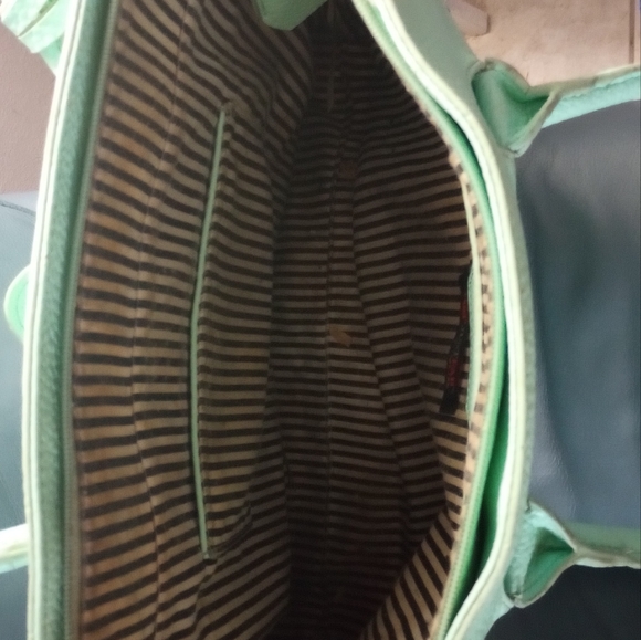 Purse - Picture 2 of 3